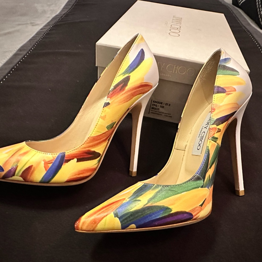Jimmy Choo Anouk Feather-print Pointed-toe Pumps in Multicolor Leather. NWT